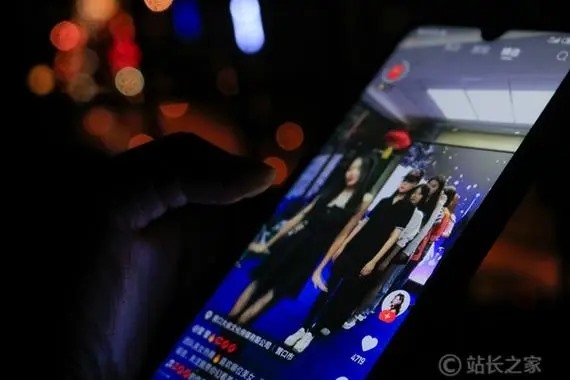 怎么把快手的号给别人？